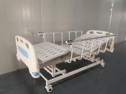 Manual Three Cranks Hospital Medical Patient Adjustable Beds for Home With Castors