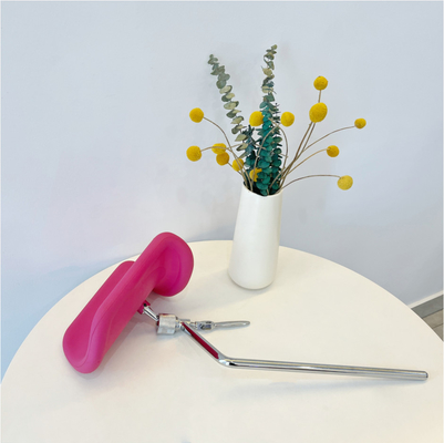 Pink Stainless Steel Material Leg Rest For Hospital Gynecology